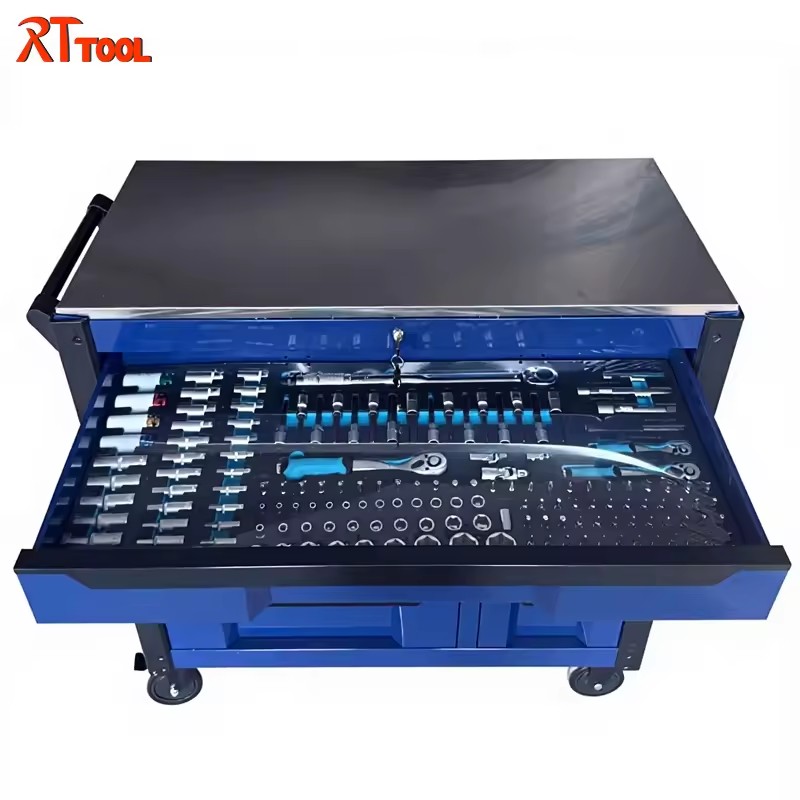 Product Importer Gallery 01 · 5922fb4174