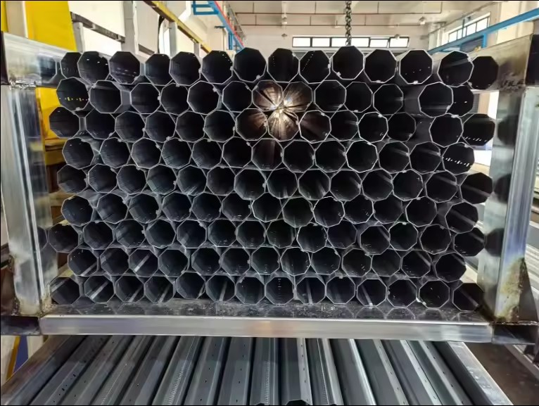 Product Importer Gallery 05 · 7108123826