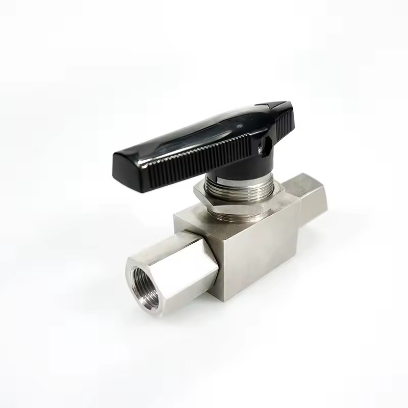 Product Importer Gallery 02 · 6264013d97