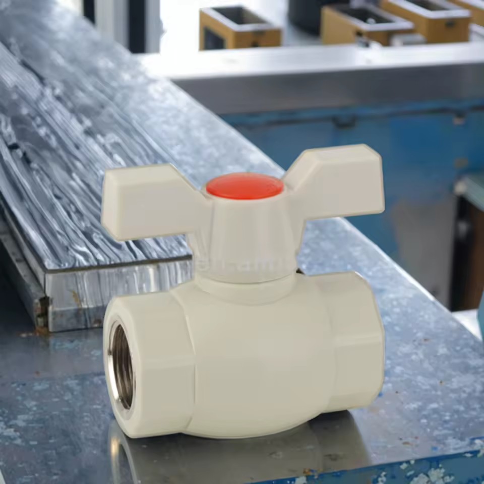 Product Importer Gallery 04 · 180544b154