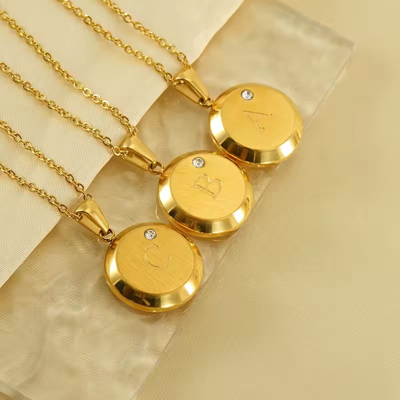 Product Importer Gallery 01 · 37746ac7af