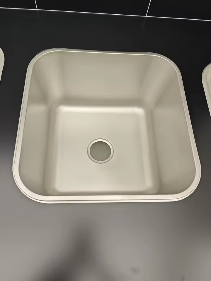 Product Importer Gallery 02 · 6088f0af56