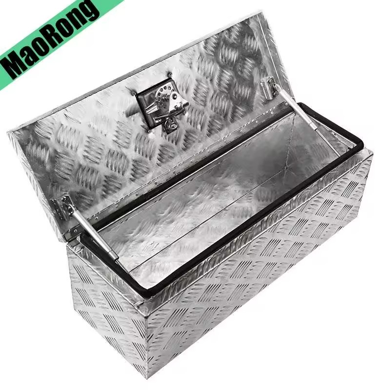 Product Importer Gallery 01 · 3582359d33