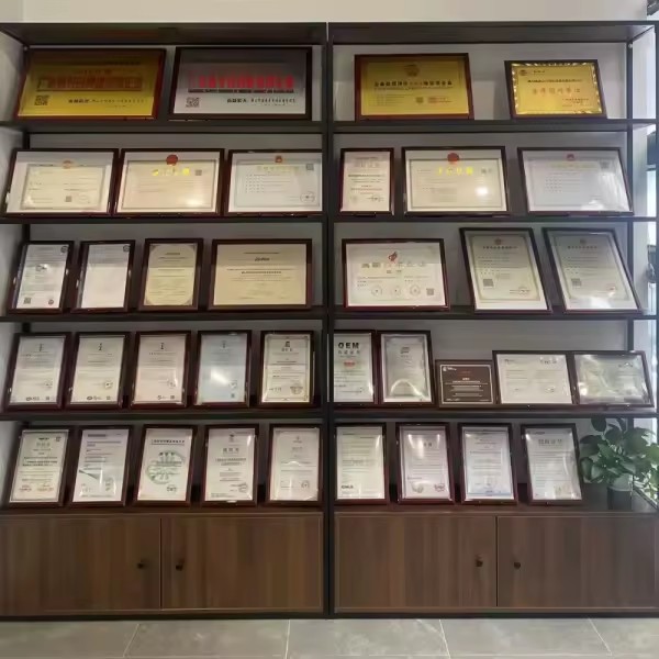 Product Importer Gallery 05 · 84e6888470