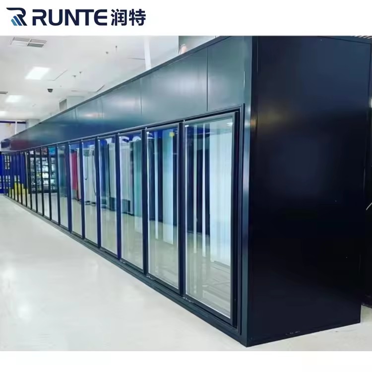 Product Importer Gallery 05 · 39653df59a