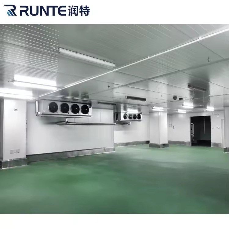 Product Importer Gallery 05 · 656c068549