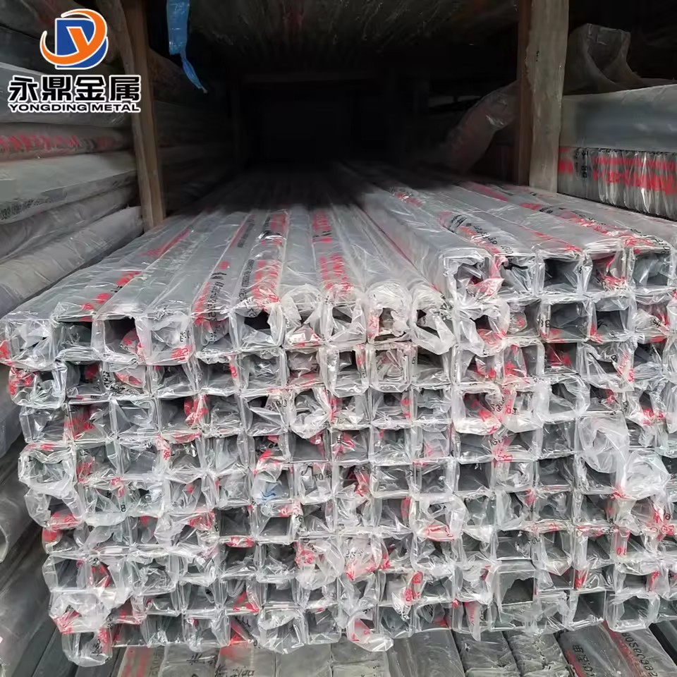 Product Importer Gallery 04 · 85718ae1cd