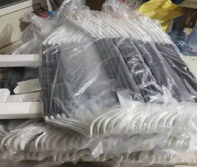 Product Importer Gallery 04 · b299f2b29a