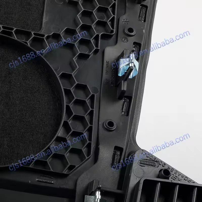 Product Importer Gallery 05 · 8dd6d35885