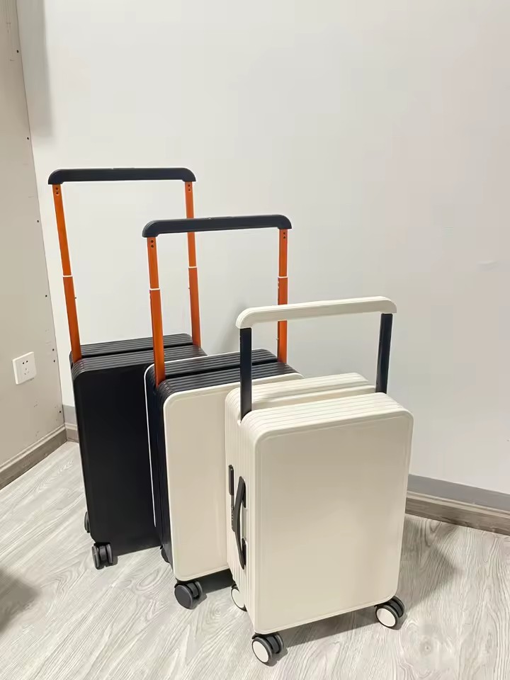 Product Importer Gallery 03 · 2fdd2a0d31
