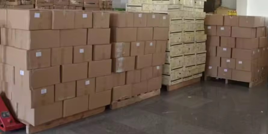 Product Importer Gallery 02 · 7082e02566