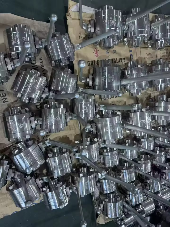 Product Importer Gallery 04 · a8450763a5