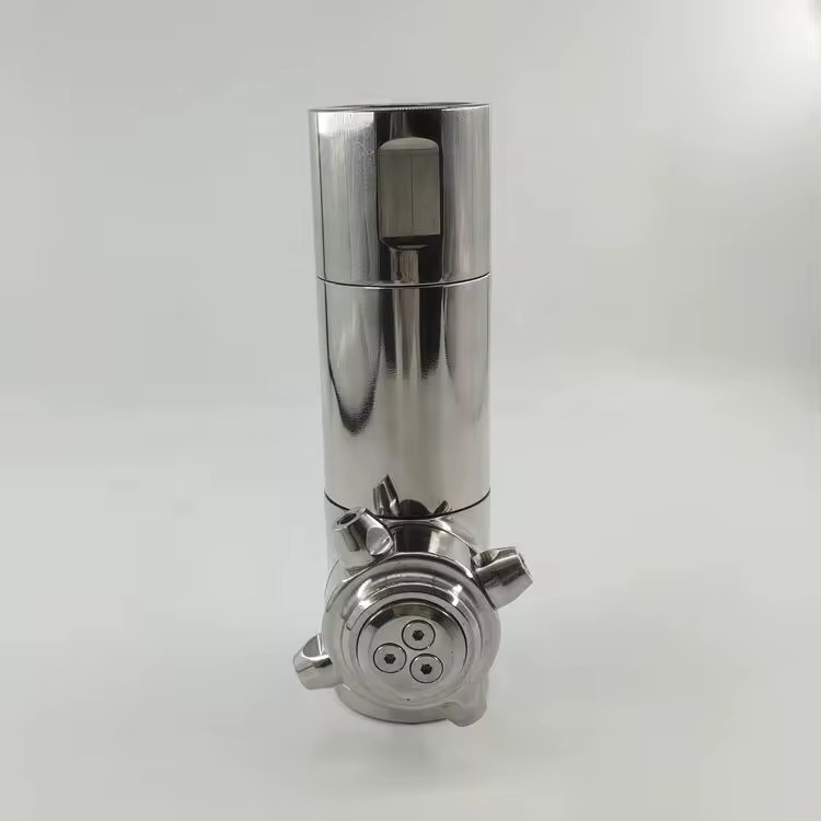 Product Importer Gallery 01 · 6b4689a2df