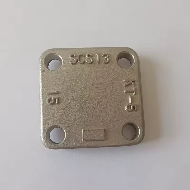 OEM/ODM Factory Direct Precision Cast 304 Stainless Steel Square Flange Cover Valve End Cap BSPT Terminal Threaded Connectivity