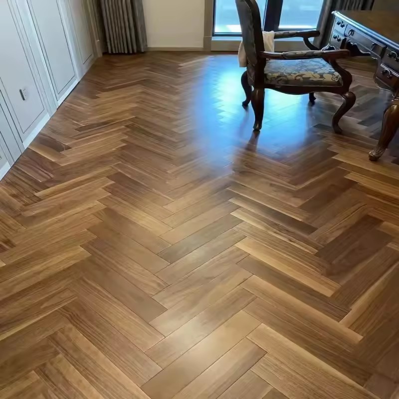Customizable European White Oak Industrial Hard Wood Herringbone Flooring Distressed Wash Finish Engineered Engineered Flooring