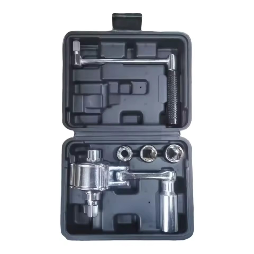Labor-Saving Hand Tool for Car and Truck Tire Removal Multiplier Wrench for Efficient Tire Repair