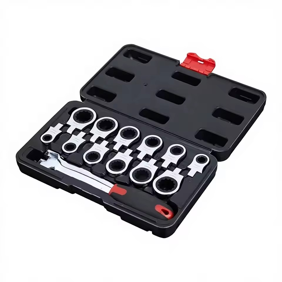 Cross-Border 13-Piece Ratchet Wrench Set with Interchangeable Heads and Sockets Plastic Case