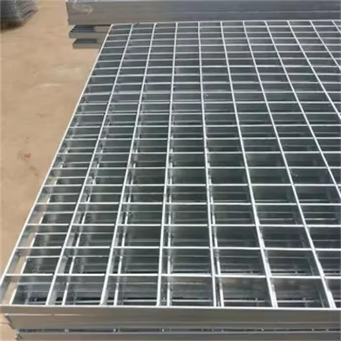 High Quality Customized Galvanized Steel Grating 40 50 mm with Low Price Certified by BIS API GS