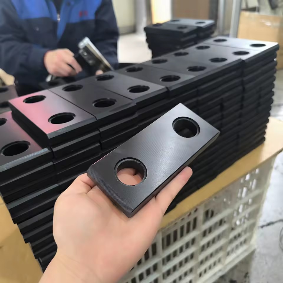 Custom CNC Machined UHMWPE Plastic Slider Bar