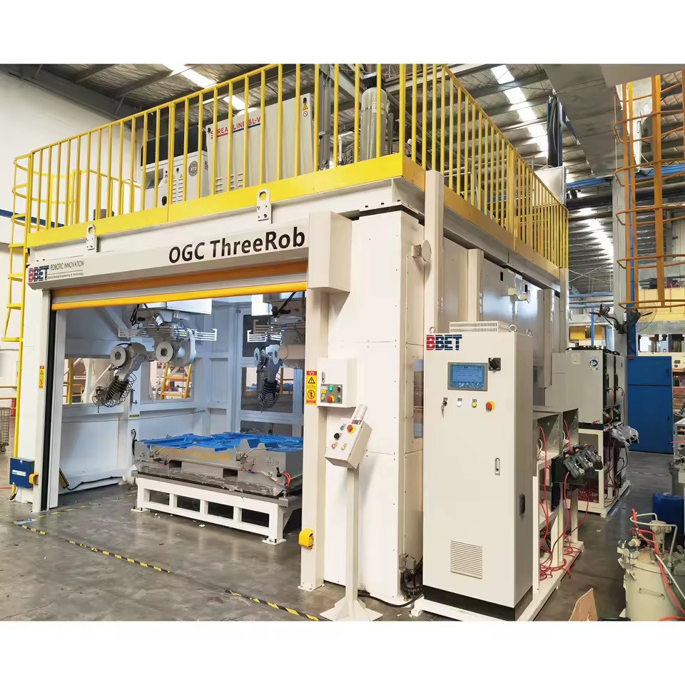 High Pressure 6-Axis CNC Waterjet Cutting Machine Closed Type Overhead 6-Axis Robot for Soft Materials Car Roof Carpet Interior