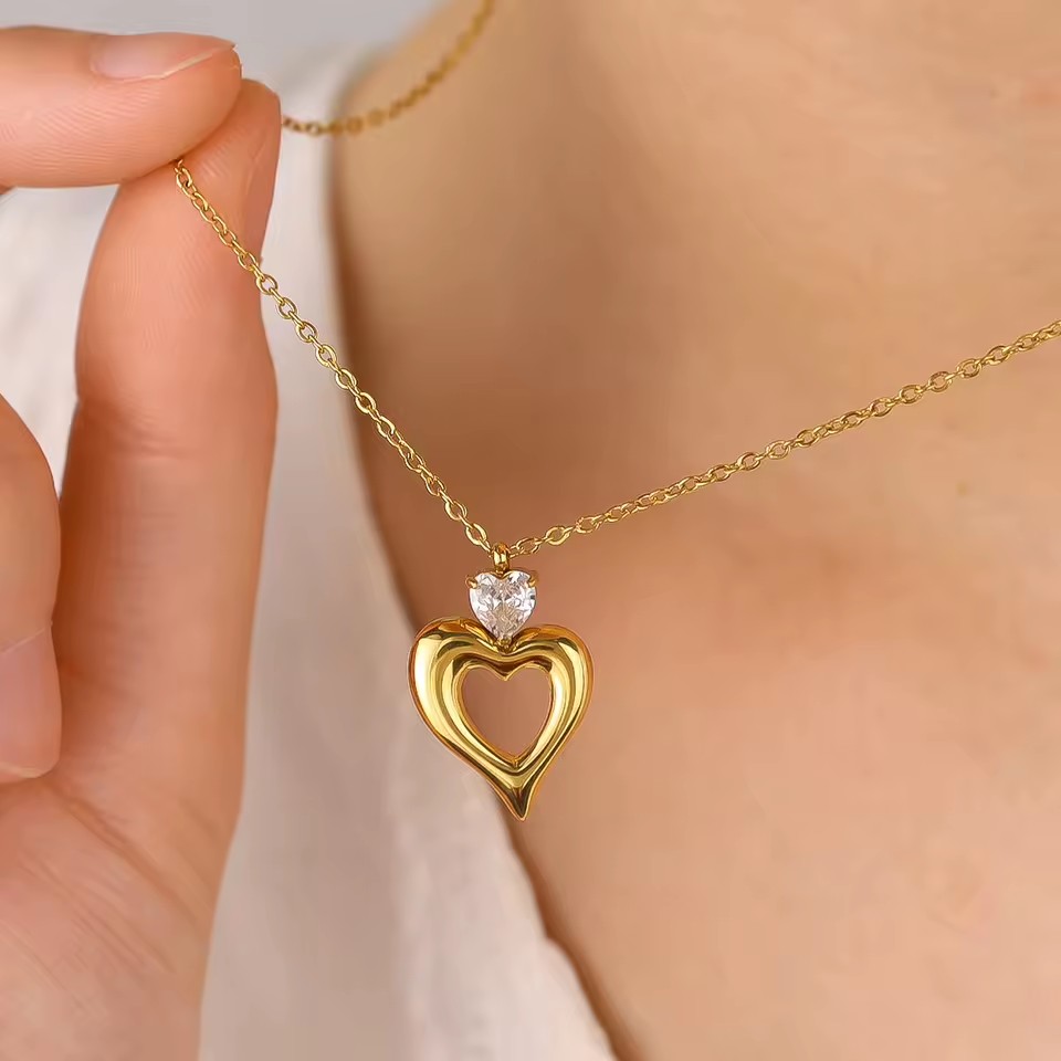 Guarantee Non Tarnished Stainless Steel Heart-Shaped Zircon Jewelry Set High-End Non-Fading Accessories for Women