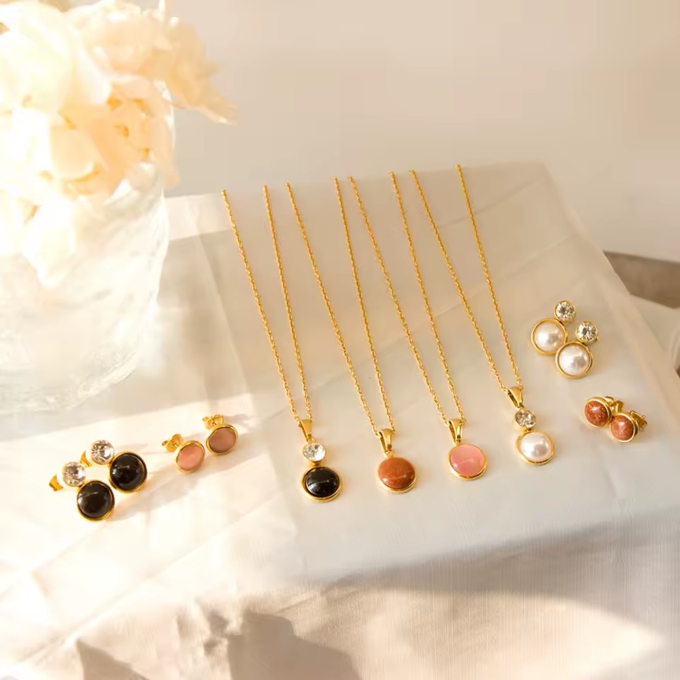 Classic Bridal Set Jewelry Wedding 18K Gold Plated Gemstone Necklace Natural Stone Elegant Clear Quartz Crystal Necklace