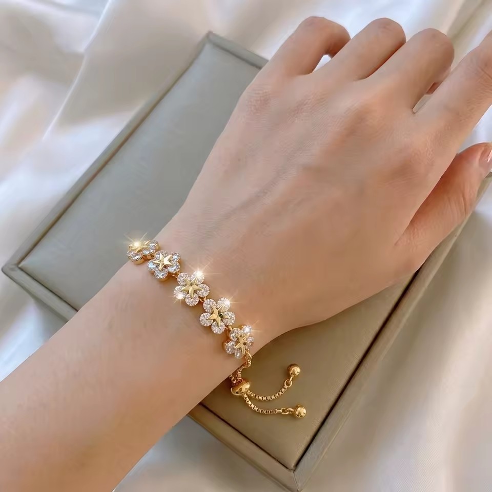 SL085 Delicate Floral Butterfly Bracelet for Women, Cubic Zirconia Adjustable Chain, Dainty Aesthetic Jewelry Gift