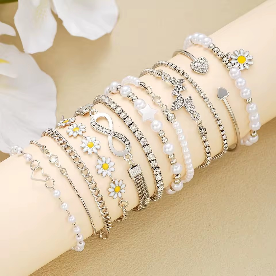 IFKM 5-Piece Bohemian 14K Gold Plated Alloy Multi-Layer Stackable Adjustable Cuban Link Chain Bracelets Women's Italian Gift