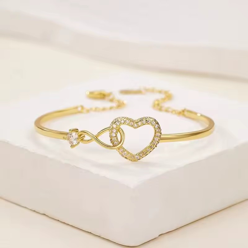 My Beautiful Granddaughter Gold Plated Stainless Steel Heart Bracelet Natural Stone Heartfelt Message Elegant Box
