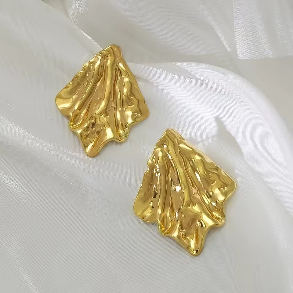 Wholesale 316 Stainless Steel Engagement Romantic Stud Chunky Earrings 18K Gold Plated for Women's Customized Low MOQ