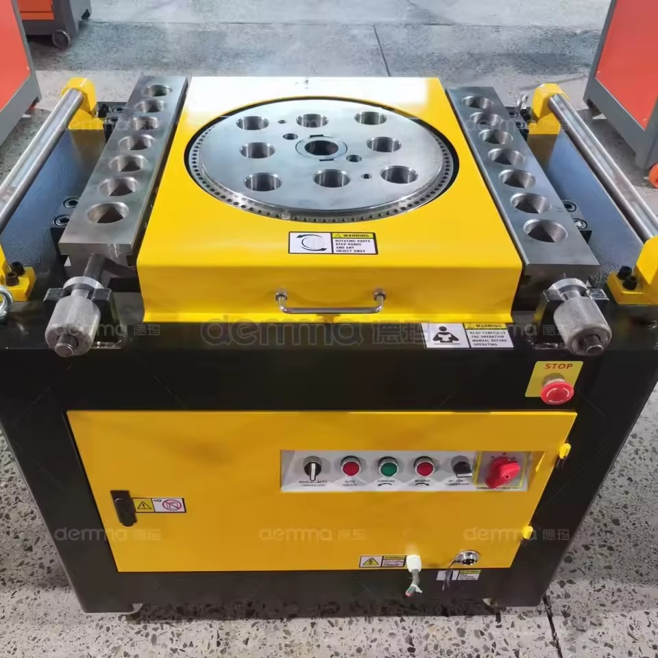 High Quality Automatic Rod Bar Bender Machine 220v/380v Electric CNC Rebar Bending Machine