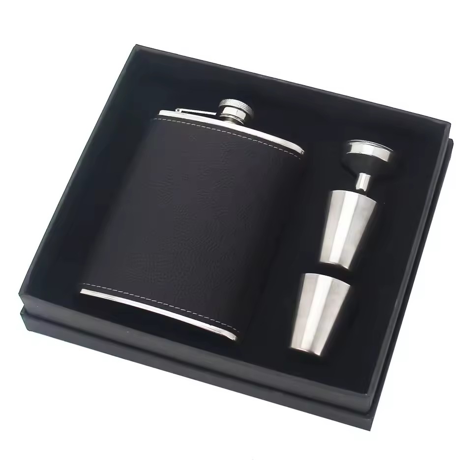 Factory Wholesale Matte Black Stainless Steel Hip Flask 6oz 7oz 8oz Portable Outdoor Square Design Custom Logo Modern Style