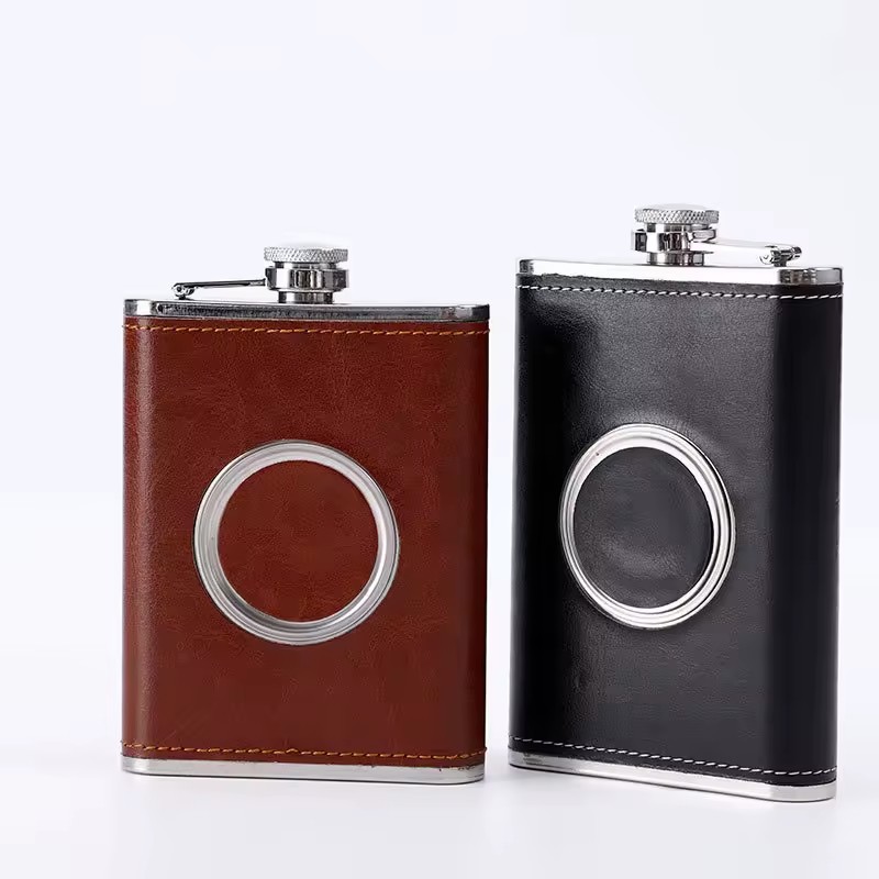Portable 8oz Stainless Steel Collapsible Shot Flask Leather Hip Flask With Built-In 2Oz Shot Glass Funnel for Travel Outdoor