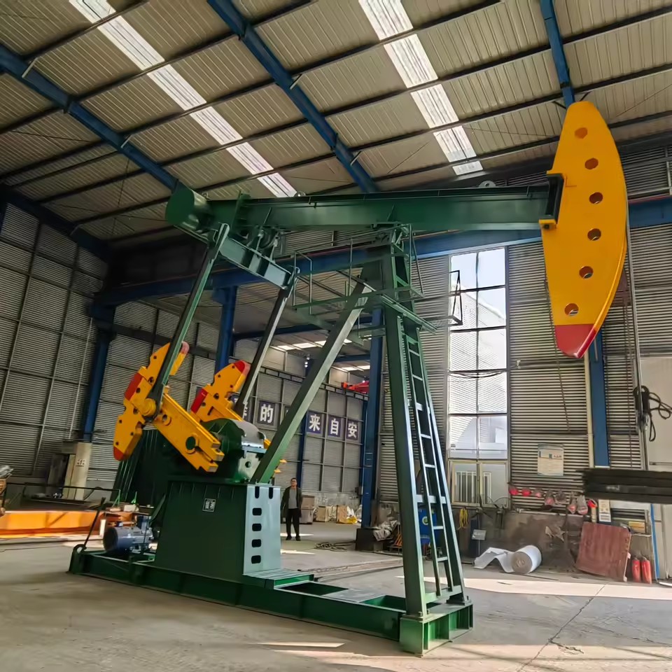 API 11E Conventional Beam Pumping Unit Crank Balance Pump Jack Energy Saving Walking Beam Oil Pump for Onshore Oilfield