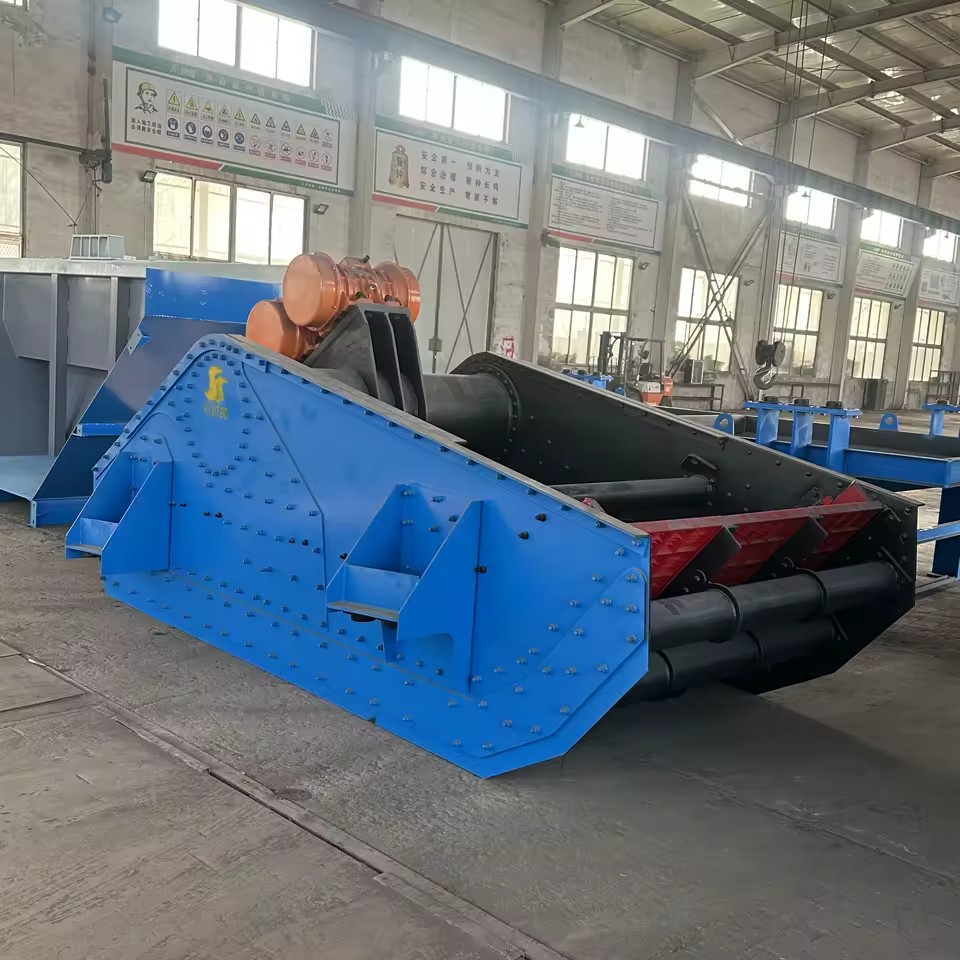 Heavy-Duty Ore and Mineral Classification Equipment for Mining Plants | Vibrating Screen Mineral Separator