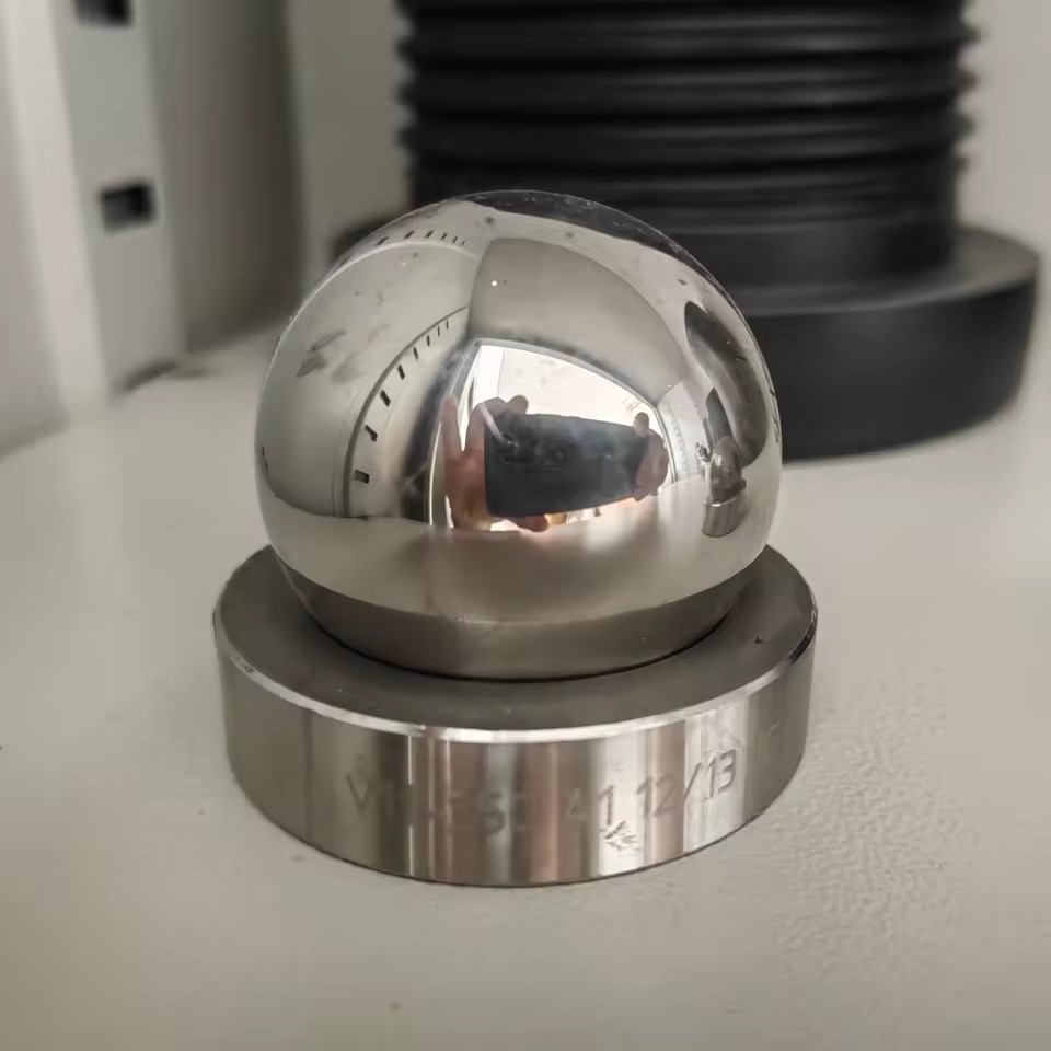 API V11 106 B1 Valve Ball and Seat for Oilfield Pumping Unit High Quality Components for Efficient Pumping