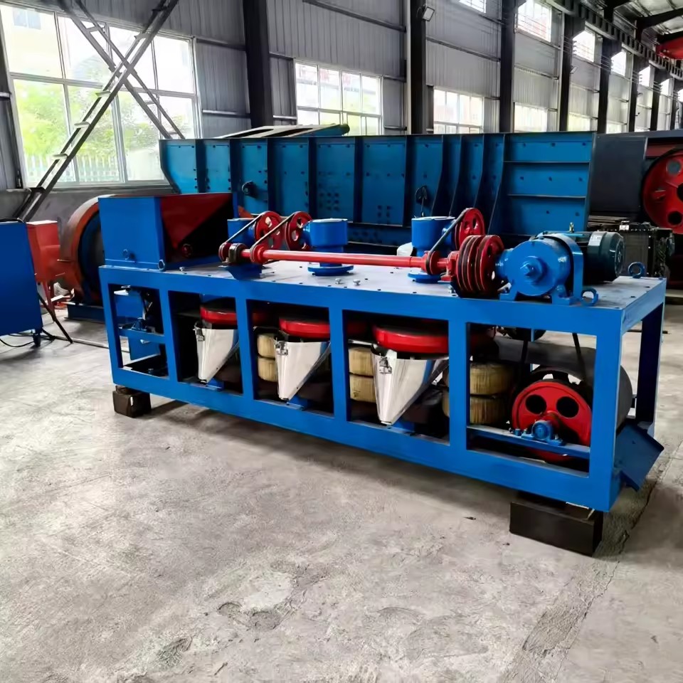 Hengzhong CM3-600 High Intensity Three Disc Magnetic Separator Dry Separation Tin Tantalum Mineral Processing Plant 380V 1-2.8