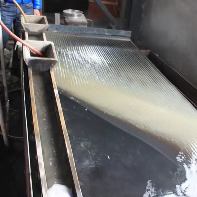 6-S Concentrator Wilfley Concentrating Alluvial Gold Washing Plant Shaking Table Separation for Copper Ore
