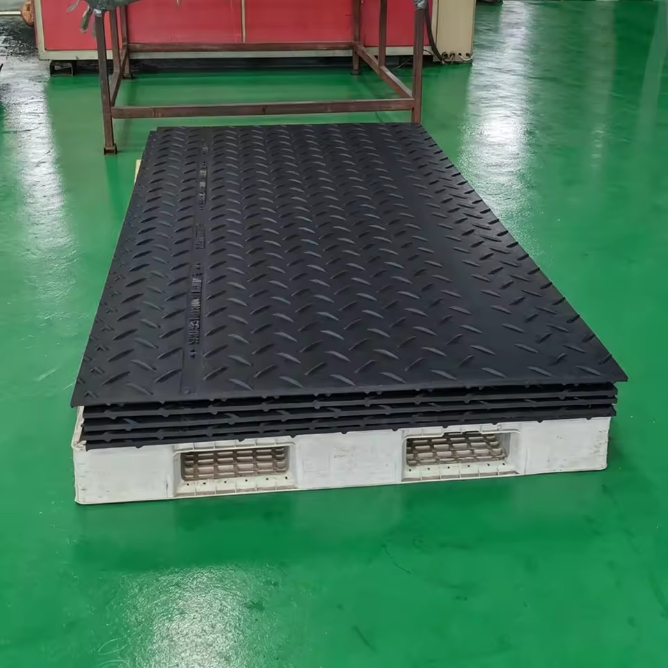 Stable Ground Protection Mats for Heavy Equipment on Muddy Terrain with High Grip and Professional HDPE Ground Mats