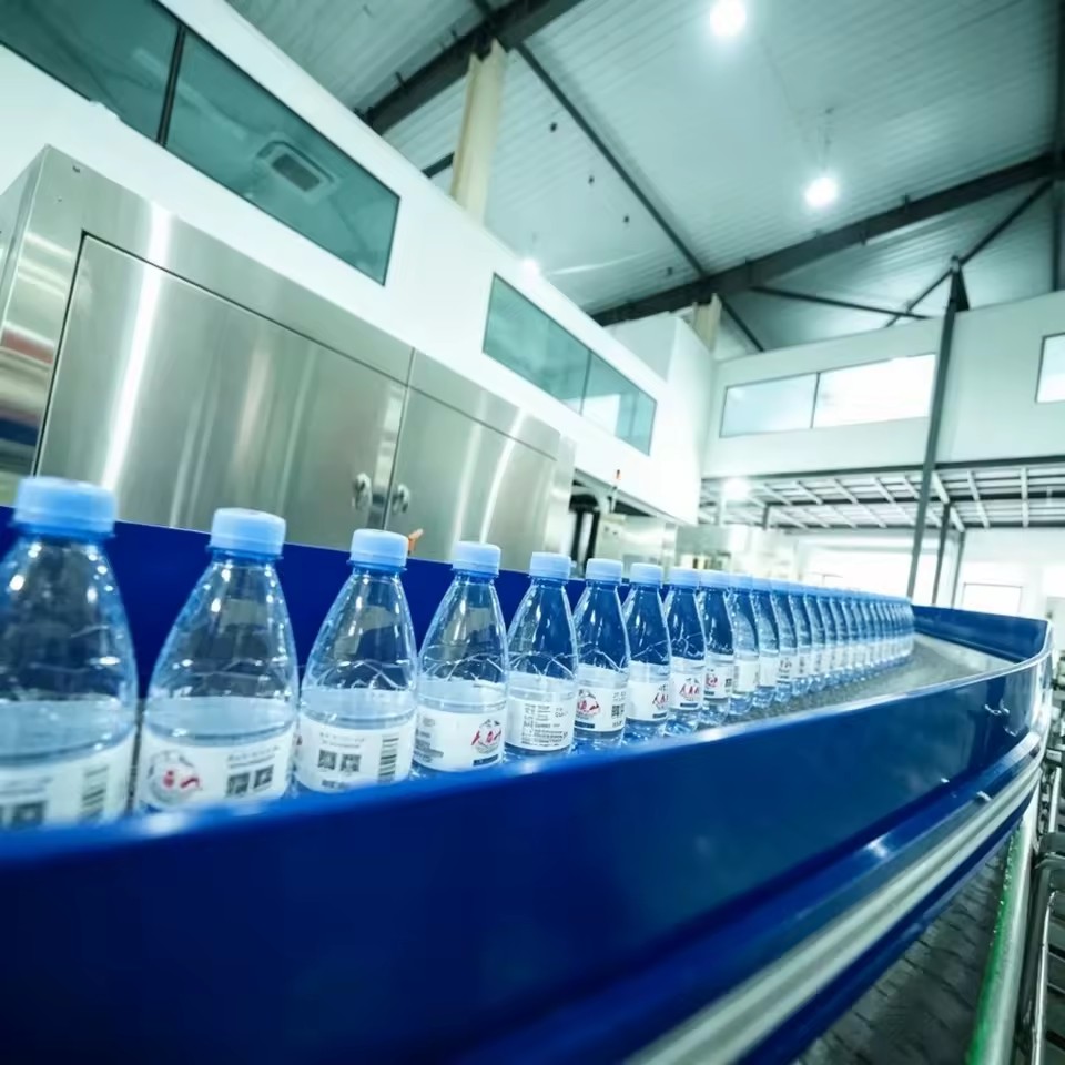 Factory Price 5000BPH 500ml 1L Oil Tea Water Filling Machine Automatic PET/Glass Bottle Mineral Water Production Line Equipment