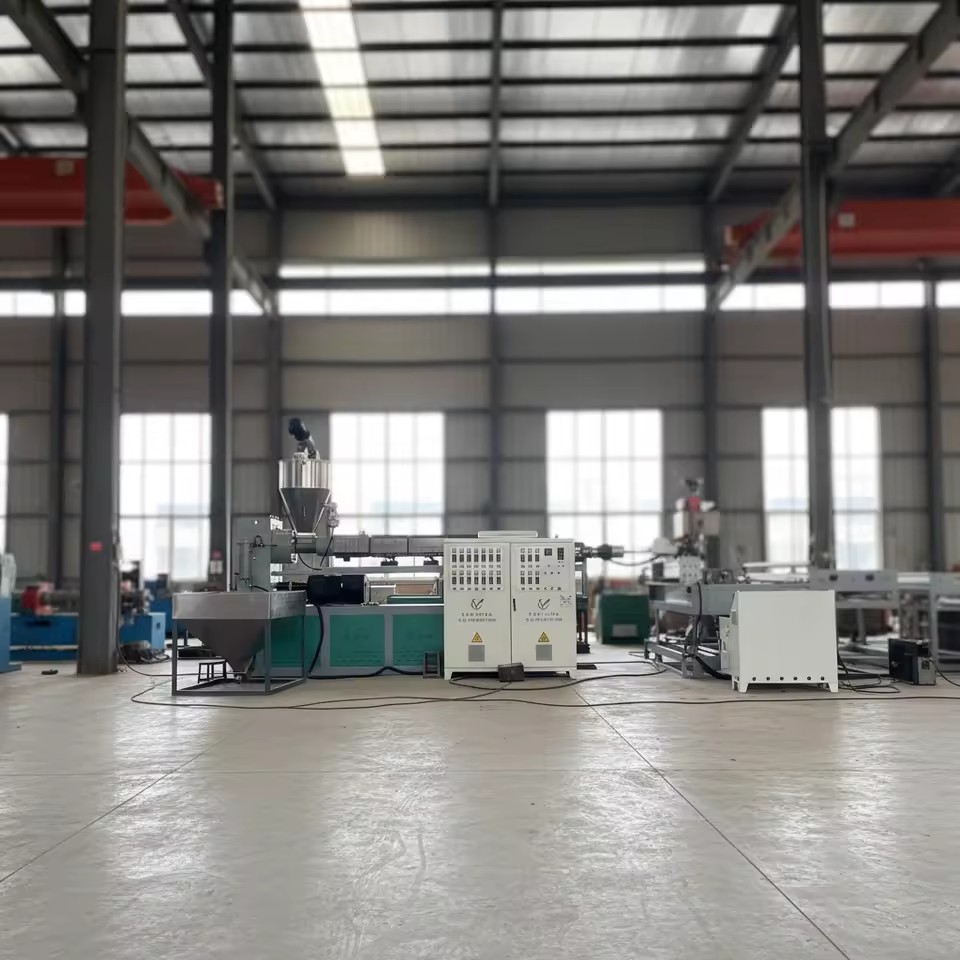 Single-screw TPE Motor Car Floor Mats Production Line with Energy Saving and High Productivity