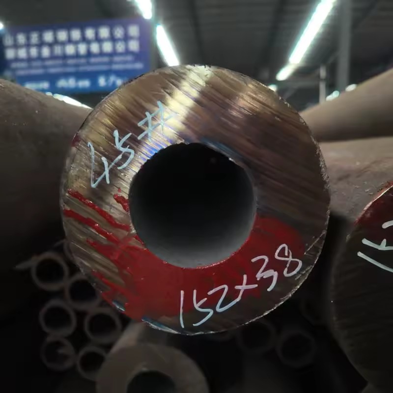 Heavy Wall Hot Rolled Seamless Steel Pipe ISO9001 Metallurgical Structure for Construction Mining and Farm Equipment Projects