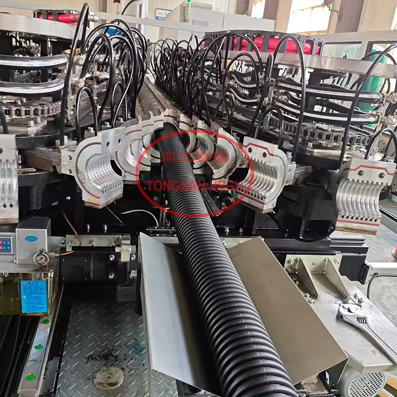 High Quality Corrugated Pipe Extrusion Production Line with Online Punching and Nonwoven Fabric Wrapping for Irrigating Pipe