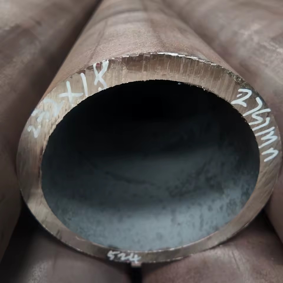 CE AISI 4130 4135 4137 Alloy Seamless Tube 2-14in OD WT for Building Frame, Agricultural Equipment & Fluid Transport Pipeline