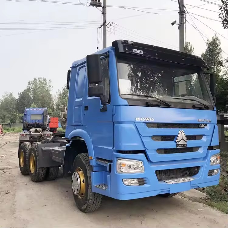 Export Heavy HOWO 6X4 Prime Mover with Weichai Engine Hydraulic Coupler for Mine Mineral Tractor