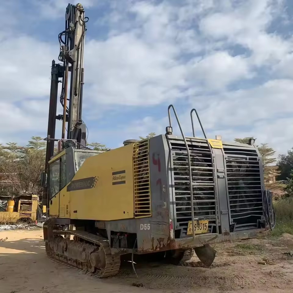 Crawler DTH Mine Rock Drilling Rig Borehole Portable Machine in Low Price for Sale