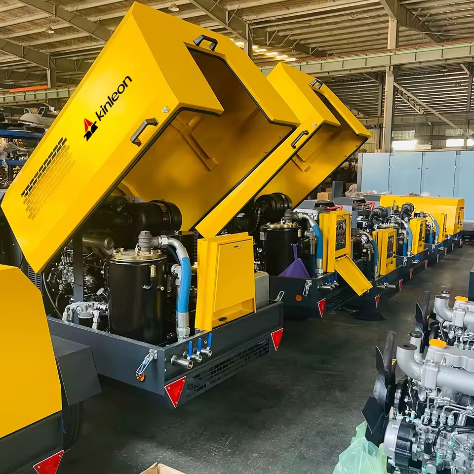 185CFM 8bar Diesel Screw Air Compressor 5m/min Heavy Duty Portable Air Cooled Lubricated Sandblasting Work Mining Rock