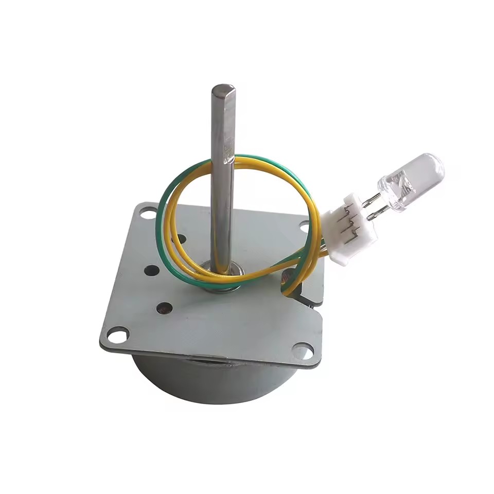 Technology-Based Fabrication Low-Power Miniature Three-Phase AC Generator Wind-Powered Hand-Cranked Frictional Power Generation