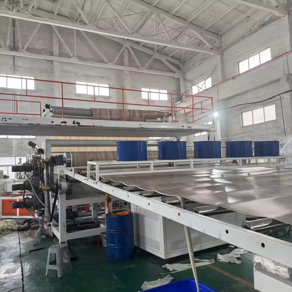 Industrial Plastic Rubber Processing Machinery Eco Friendly Recycling Extrusion Production Line PVC Floor Sheet Machine