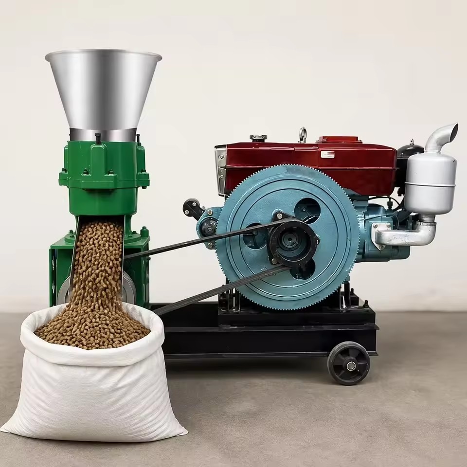 Livestock Feed Pellet Making Machine High Productivity 100KG/H Diesel/Gasoline/Electric Engine Adjustable 2-8mm Pellet